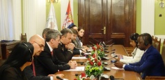 9. новембар 2016. Председник и чланови Одбора за спољне послове у разговору са председником Панафричког парламента